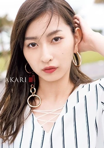 Play video: [ODYB-1028] 植村あかり 写真集 AKARI Ⅲ メイキングDVD