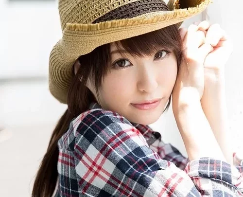 天使もえ 初脱ぎ娘