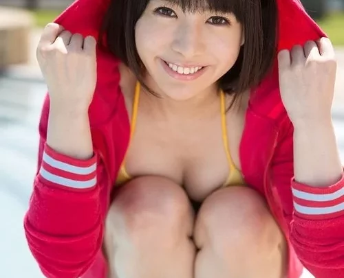 グラフィス 初脱ぎ娘 永倉せな