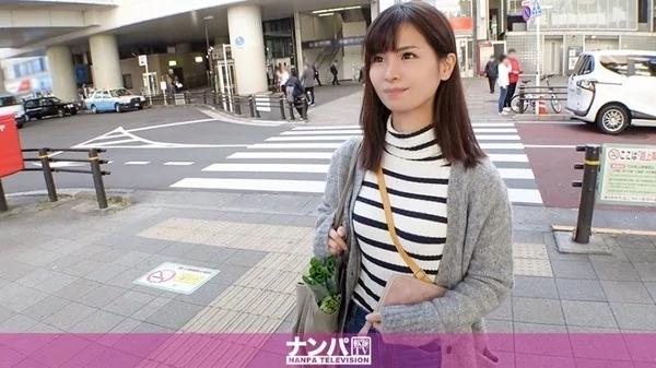 Play video: [200GANA-2397] マジ軟派、初撮。旦那との性活に不満を持ってる美人妻をナンパ成功！徐々に距離を詰め体に触れていくと期待している様な表情を覗かせベッドの上ではオンナの顔を見せ喘ぎまくる！