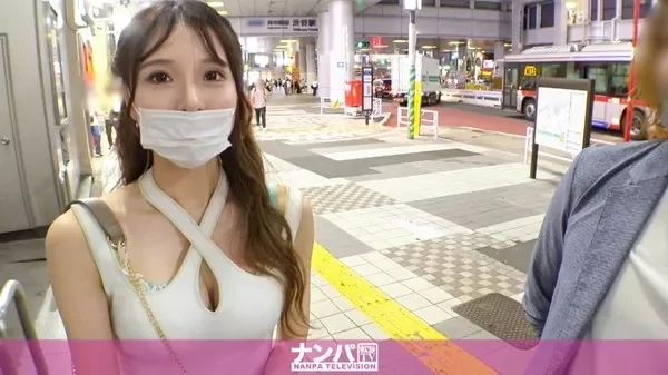 マジ軟派、初撮。キレイ系巨乳バーテンダーゲット！品が良さそうな顔の下に隠れたスケベな本性！1年ぶりのご無沙汰エッチで腰振りまくり！潮吹きまくり！限界知らずの連続絶頂！