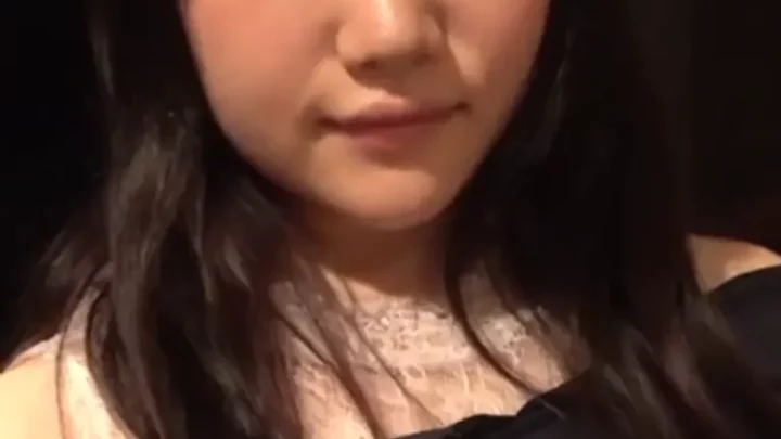 友人のヤリチン君に小柄な童顔美女をNTR撮影！ガチイキしまくり！