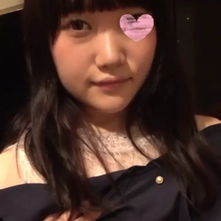 友人のヤリチン君に小柄な童顔美女をNTR撮影！ガチイキしまくり！