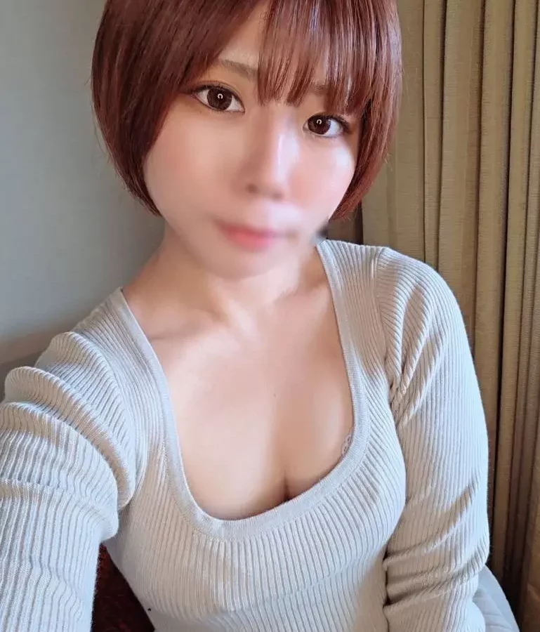 溢れるオマンコがエロすぎて2連続中出し交尾 キモチ良すぎてお口にもぶちまけた えみり23