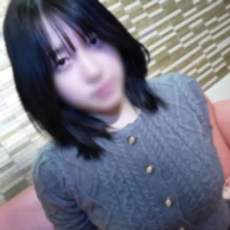 初撮り ショーでキレキレのダンスをしているあの子が内緒のハメ撮り オジサンチンポで種付けされる