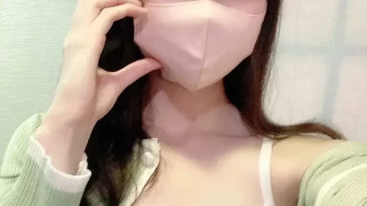 な女のおまんこは糸を引くほどびしょ濡れな変態。「やぁだ…気持ちいい」感度爆発で乱れ同時イキ中射精両想い