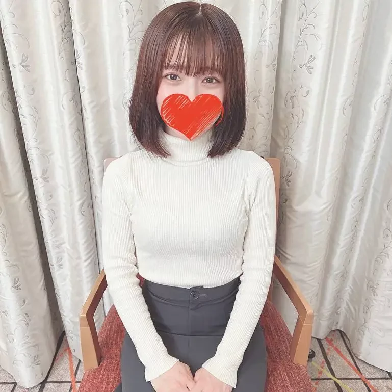 抜群の天使のような美女が潮吹きしまくり、上目遣いフェラがエロすぎて暴発顔射！大量中出し２連発！