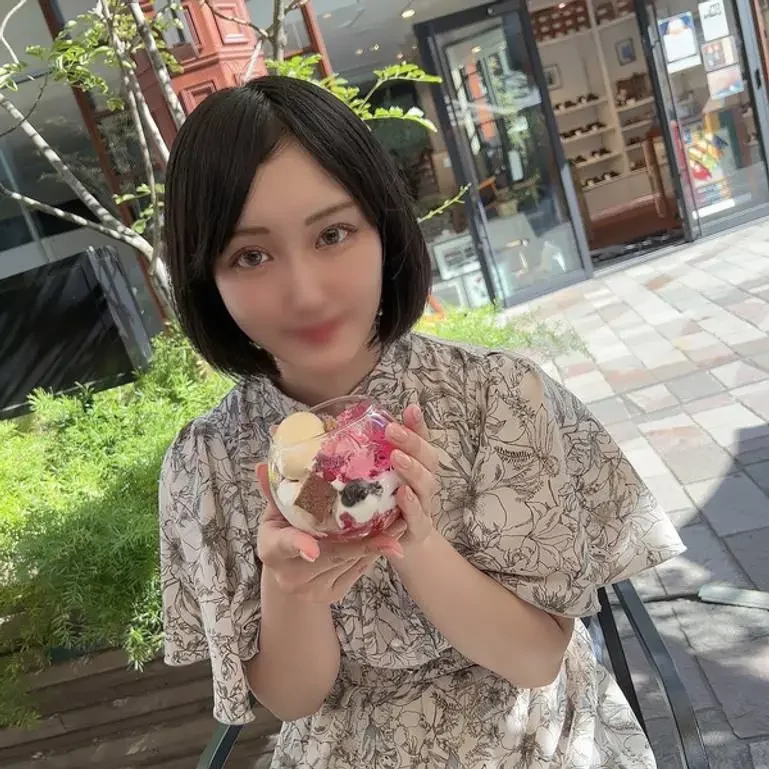 北国育ちのピュアな女大生・・・まだ汚れを知らない柔らかな美肌と美乳を曝け出し2回連続生中出し