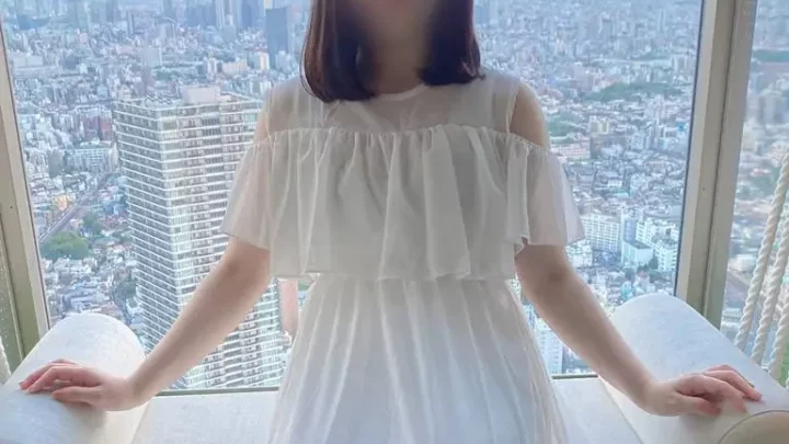 甘えん坊な彼女が働くオンナになった就職祝いにイチャラブデート！その後は濃厚セックスで２発の大量中出し。