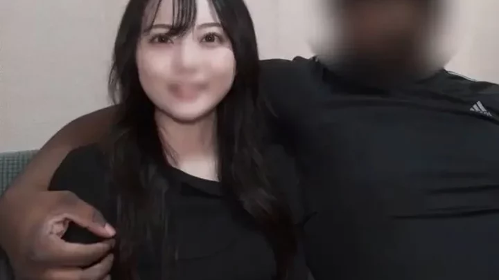 色白の小柄の彼女に黒人チンコをハメさせてみた 初の日本人に初中出し 濃ゆいDNAを日本に残す