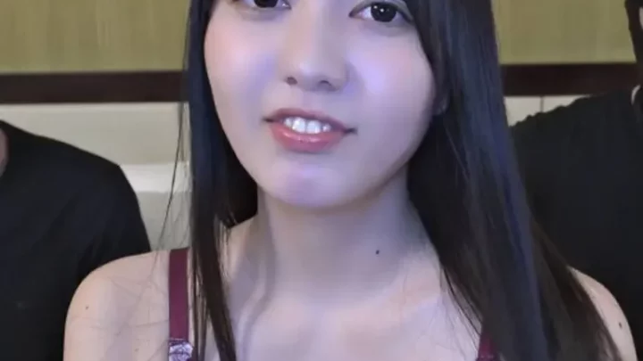 新年早々に童貞筆おろしでたっぷり2発中出しされちゃう リカちゃん（24）の場合