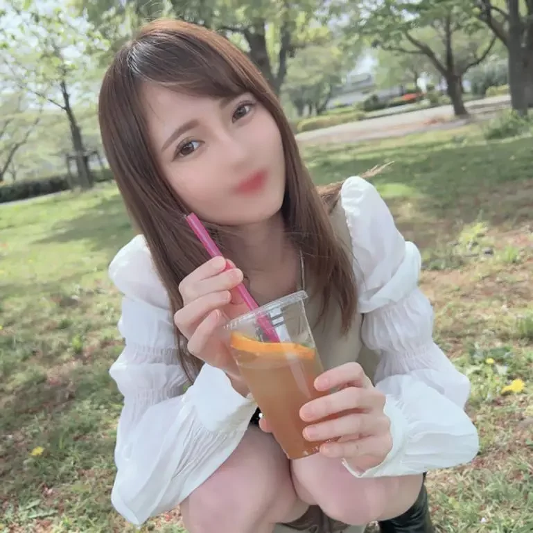 トな受付嬢・・・ひたすら生で挿入し続け拒否されながらも気持ち良すぎてドップリ生中出し＆口内射精