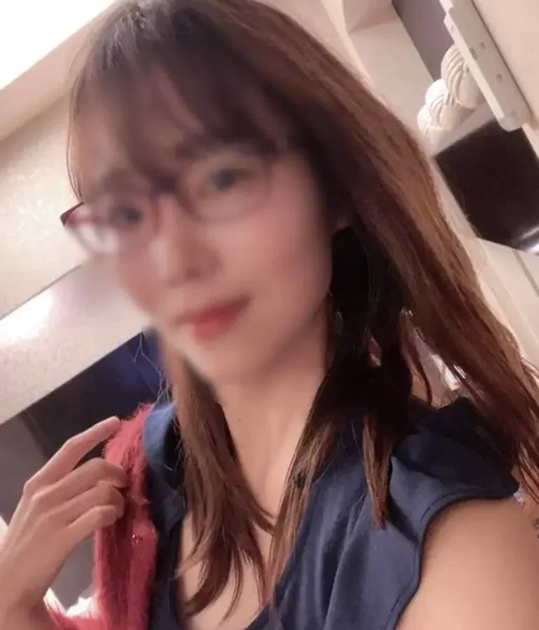 面接に来た色気抜群の艶女を生ハメ撮り講習