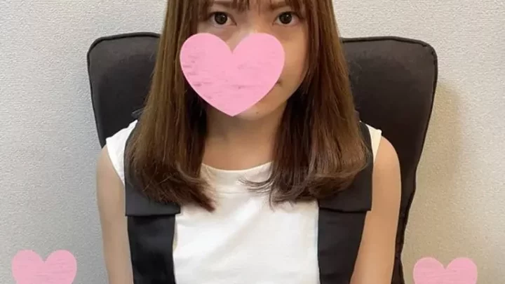 顔出し乳首がピンクまんこもピンク野獣のようなフェラ激しい生中だしセックス