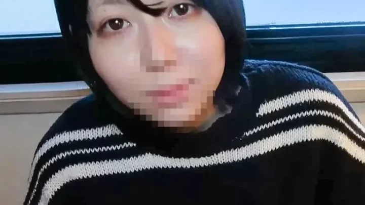 モ無 債ム者が連れていた学生さんの彼女を非常階段で露出させてからの生ハメ中出しNTR