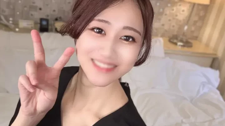 清純派お嬢様J七海ちゃんに人生初のナマ巨根で超大量精液を顔にぶっかけ 特典にて秘蔵アナルSEX付き