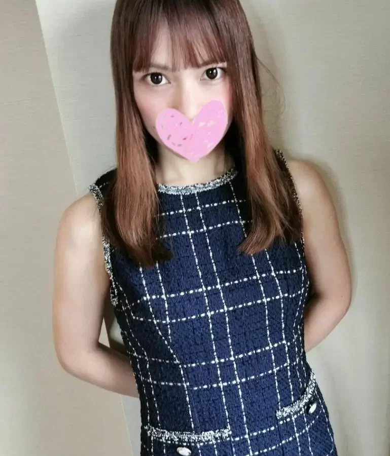 [FC2-PPV4521218] 孕ましぴえん① 誰とでもセックスしてくれる天使ちゃん 「トー横ぴぇん vs 生ハメ中出し無双おやじ」 えみり25才