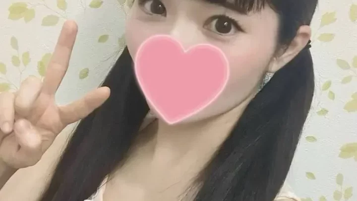 愛嬌＆感度抜群で反応も可愛い20代を生中出しハメpart１