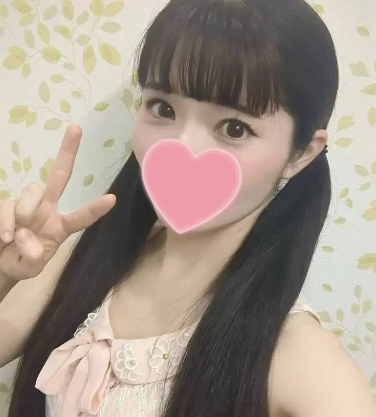 愛嬌＆感度抜群で反応も可愛い20代を生中出しハメpart１