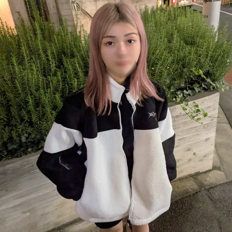 20歳 夢に突き進む美容系学生 チンポが忘れられないのかお金のためと建前に再度連絡いただいちゃいました
