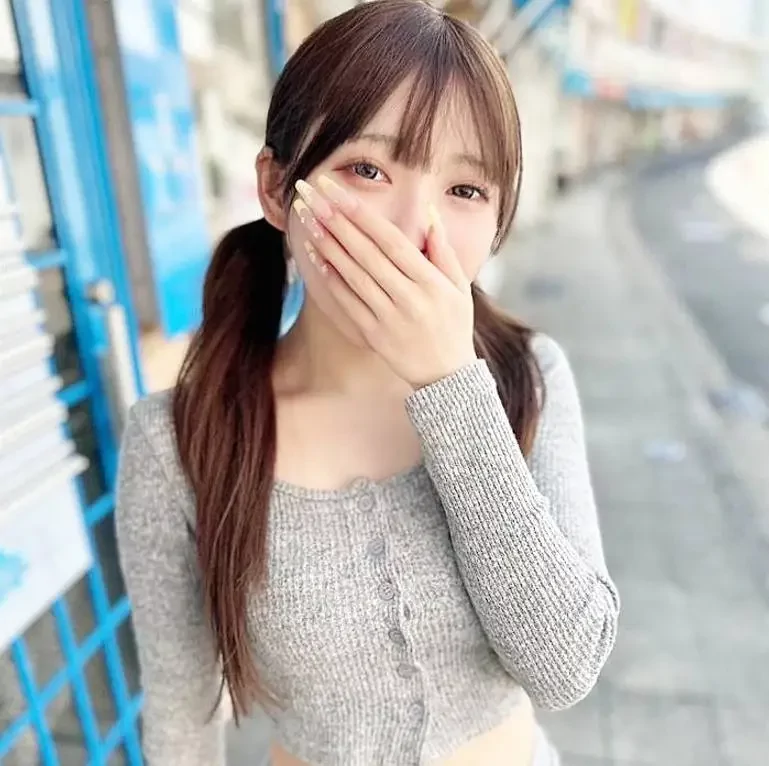 半年口説いたギャル系No.1美女とアフターSEX！甘え上手なツインテ激カワ嬢が中出し懇願絶叫する秘蔵ハメ撮り
