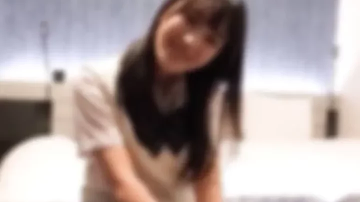 制服中出し 美人完全顔出し 制服を脱がされ愛撫される超絶可愛い子のカラダがエロ過ぎる