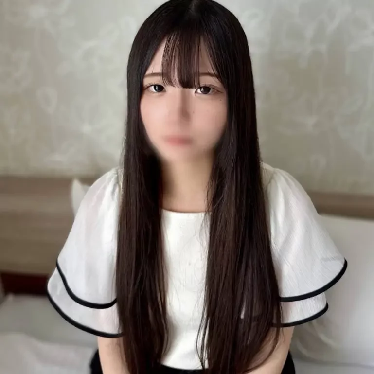 アイドル顔の美女は声も可愛い。シャイな性格なのか恥ずかしがってるところが凄く良かった。特典あり