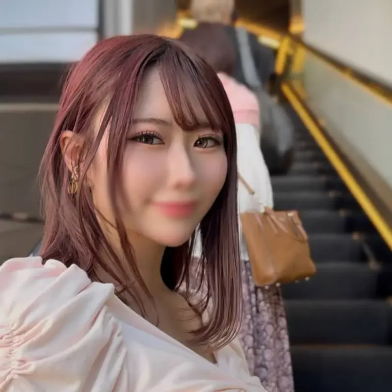 気品溢れる清楚アナウンサー系るかちゃん 所作まで華のあるエレガント美尻美女に大量種付け