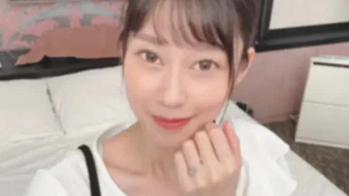 美人妻と1日中ハメまくり性交ドキュメント～卑猥なヨガインストラクターの誘惑パーソナルトレーニング