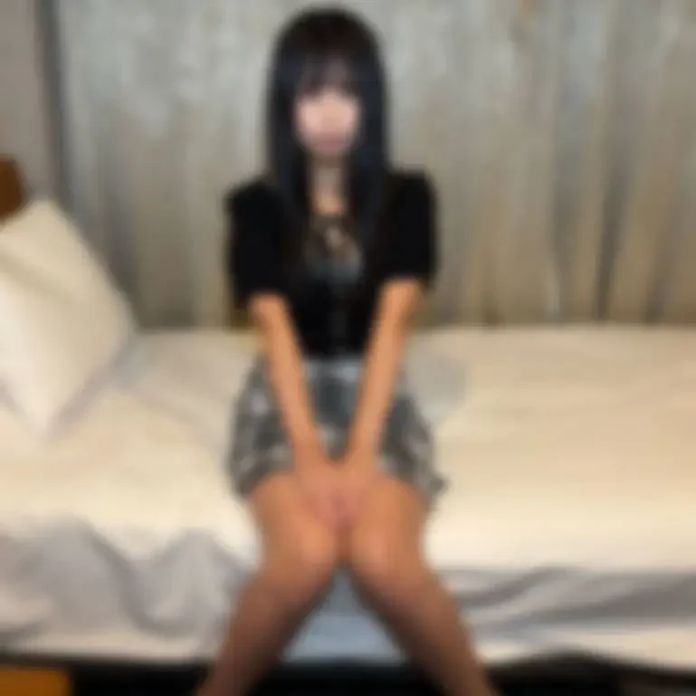 中の人妻のストッキングをビリビリに引き裂きおもちゃと指攻めの快楽地獄からの色々な体位で突きまわして中出し