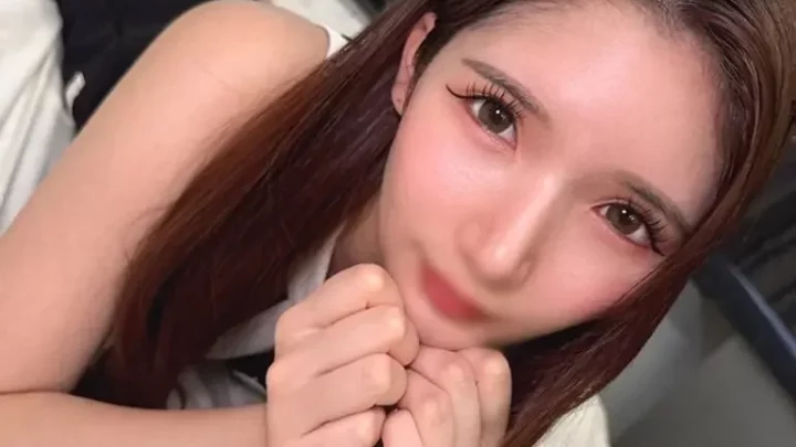 美脚美尻スレンダー美ボディえりかちゃんがお姉さんの為に撮影。何回も膣イキ未経験の陰毛オマンコに中出し