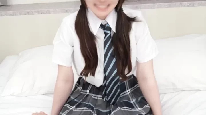 制服は反則でしょっ！今日もまたいっぱい潮吹いちゃいました！はるちゃん（22）の場合