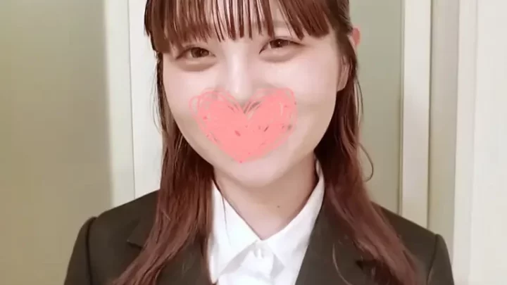 なのに剛毛! ギャップエグすぎ女子の誘惑フェラに暴発寸前。最後はしっかり中に出してあげました