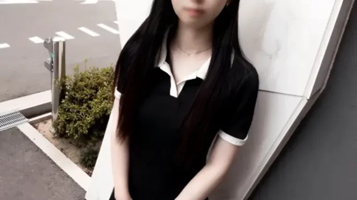 清楚系ロングヘアが魅力的なみさきちゃん20歳 感じ方がすごい