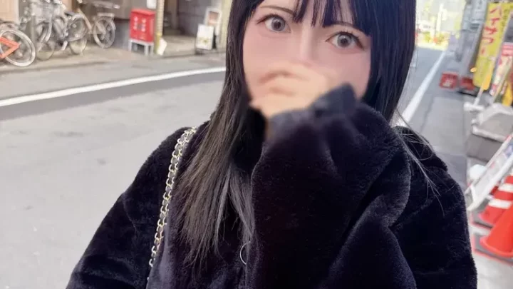 甘えん坊アニメ声の人妻が乗りかかり即フェラ→生ハメ→中出し懇願する極秘映像！