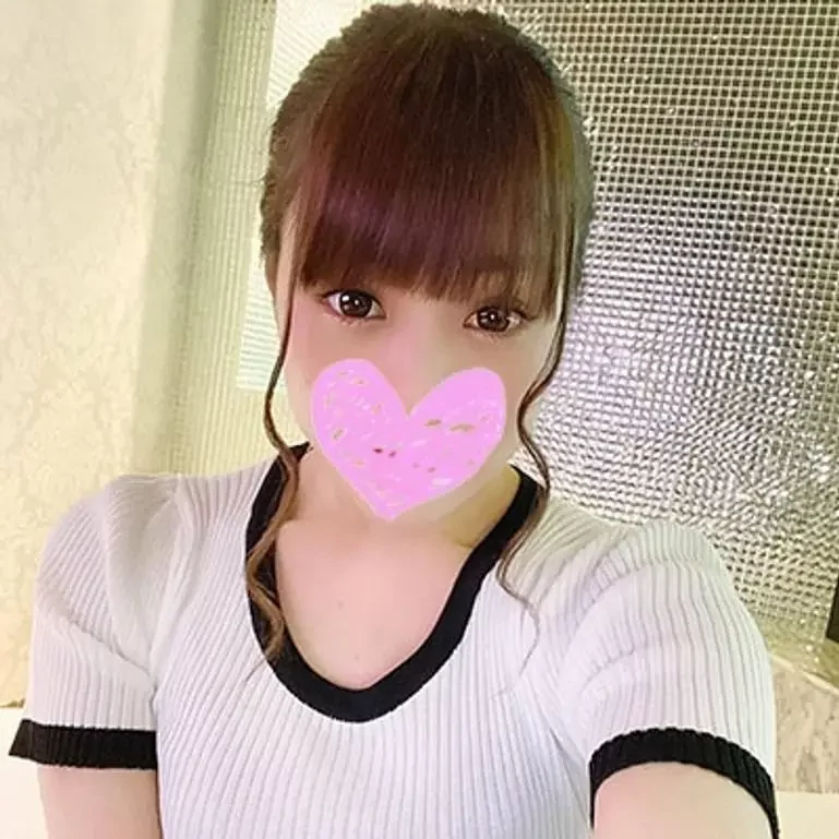 抱き合うだけで愛を感じさせてくれる超癒し系メンエス美女・濃厚ハメ撮り中出しセックス!