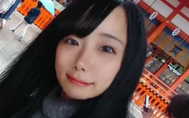 晒された女達 真央