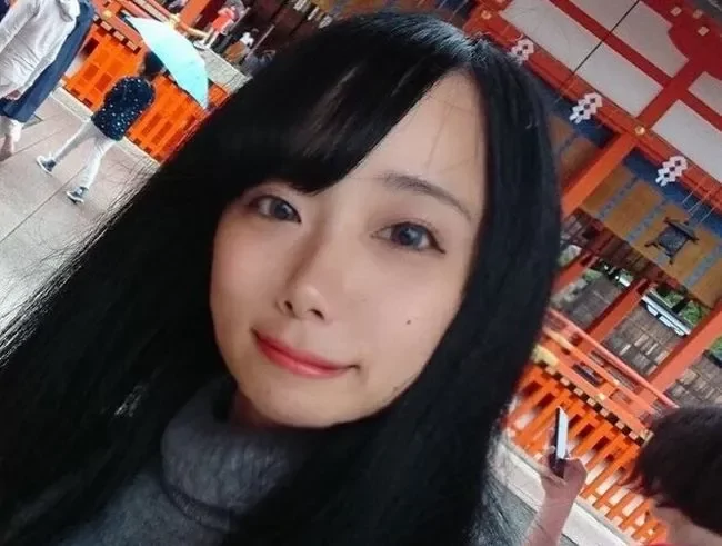 晒された女達 真央