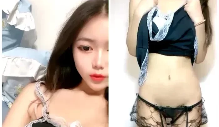 美女のライブ配信女が激しく絡む！黒丝長腿でリアルタイムに熱い交流を楽しめる