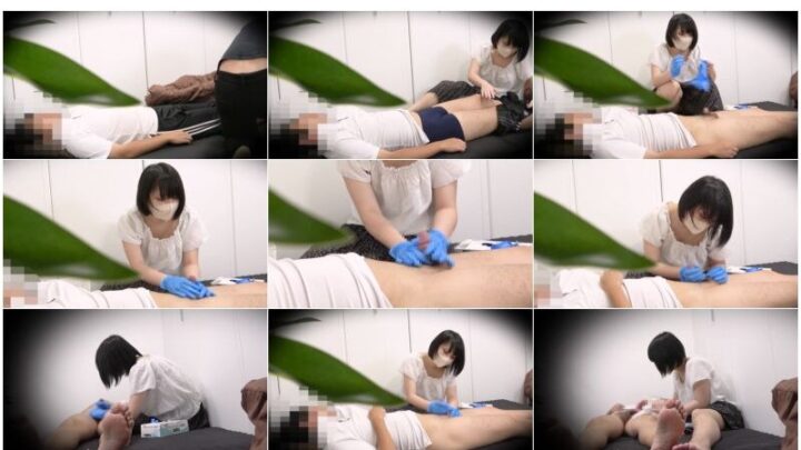 【ボランティアの実態①】隠れ巨乳の手コキ介護士/動けぬ男を脱がせて青い手袋で介助