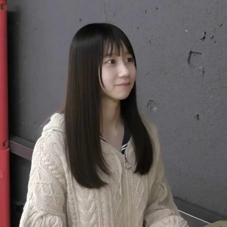 純粋な性格のまりなちゃんとゲームセンター帰りに生中出しえっち