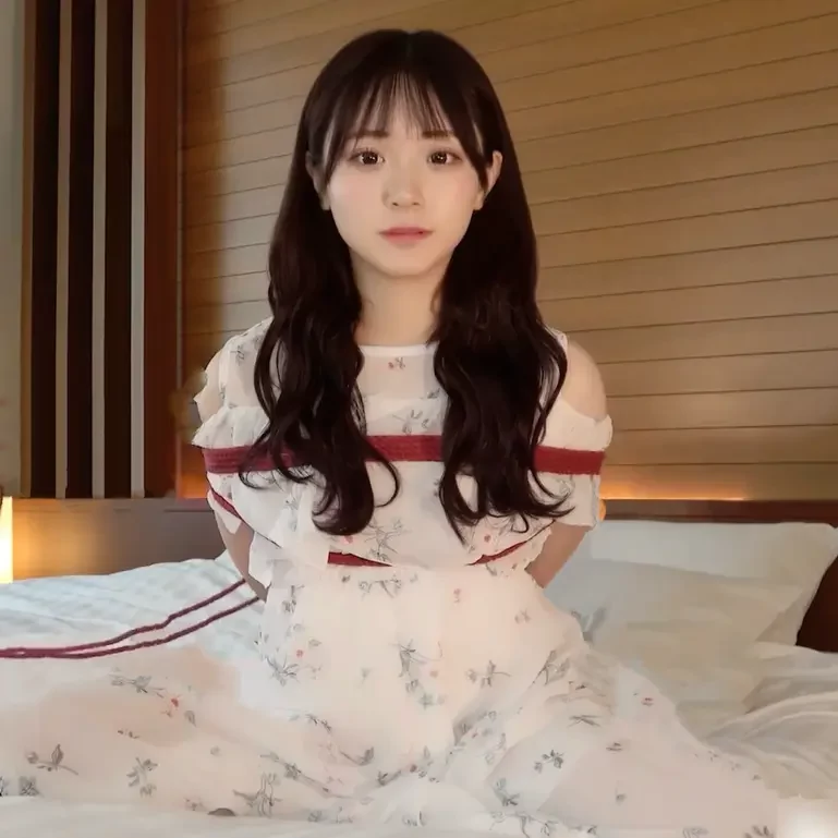 アナウンサーを目指す清純19歳 業界に激震を起こした奇跡の逸材が再来