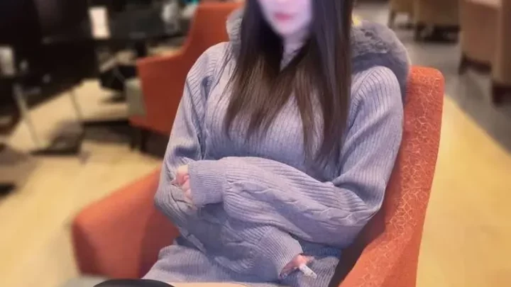 友達とのハメ撮りばら撒き。ニーハイ美尻でけしからん身体に興奮止まず膣奥発射