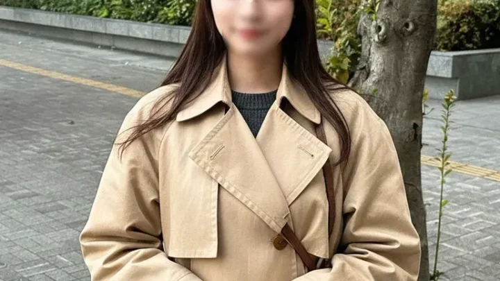 美女敏感マコ、アヘ顔で「ん”ぁァ゙」終わらない痙攣イキ地獄 精液大量中出し