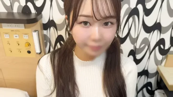 チ大生無修正ハメ撮り第二弾！コスプレ姿で敏感な美乳とマンコを責められて連続絶頂！