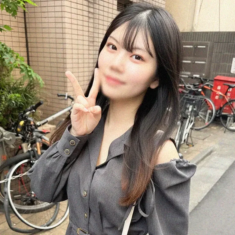 神引きこっそり 土下座の交渉 色白スレンダー美女がイキずき大ちゅきホールド
