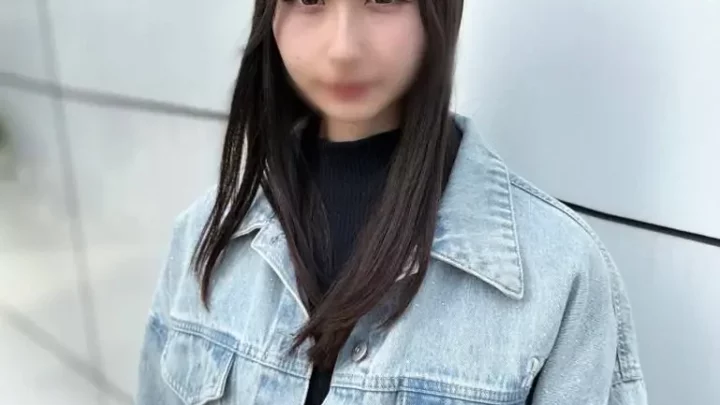 ミニスカでパンツ丸見えの再会 玄関で即尺からの生ハメ中出し