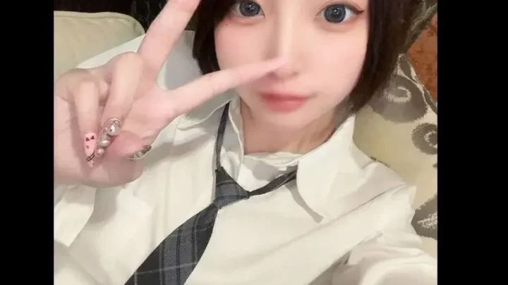 制服美女との放課後デート!敏感マンコで連続イキする早熟18歳に種付けピストン中出し交尾!!